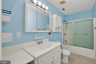 1227 Meigs Pl NE, Washington, DC 20002 - Photo 17