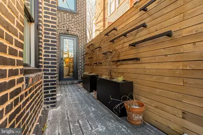 1005 P Street NW, Washington, DC 20001 - Photo 27