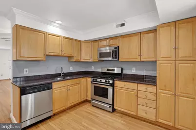 1353 C Street SE, Washington, DC 20003 - Photo 11