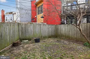 1353 C St SE, Washington, DC 20003 - Photo 19