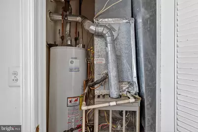 1353 C Street SE, Washington, DC 20003 - Photo 9