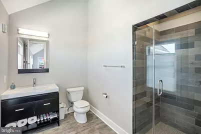 245 15th Street SE #403, Washington, DC 20003 - Photo 17