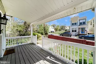 2842 Belair Pl NE, Washington, DC 20018 - Photo 3