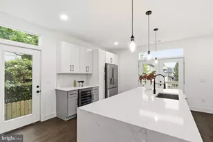 2715 17th St NE, Washington, DC 20018 - Photo 11