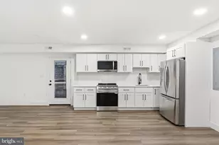2715 17th St NE, Washington, DC 20018 - Photo 29