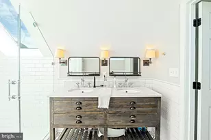 3350 17th St NW, Washington, DC 20010 - Photo 37