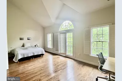 4005 Mansion Drive NW, Washington, DC 20007 - Photo 17