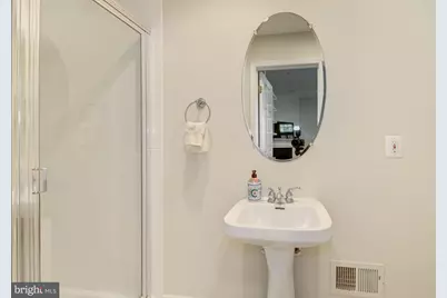 4005 Mansion Drive NW, Washington, DC 20007 - Photo 25