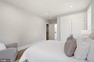 5047 MacArthur Blvd NW, Washington, DC 20016 - Photo 49