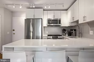 950 25th St NW, Washington, DC 20037 - Photo 17