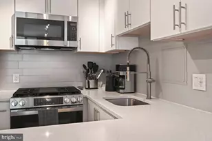 950 25th St NW, Washington, DC 20037 - Photo 19