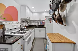 1 Scott Cir NW, Washington, DC 20036 - Photo 7