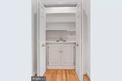 4709 Foxhall Crescent NW, Washington, DC 20007 - Photo 23