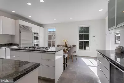 4709 Foxhall Crescent NW, Washington, DC 20007 - Photo 9
