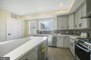 3552 Warder St NW, Washington, DC 20010 - Photo 9