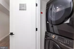 734 Kenyon St NW, Washington, DC 20010 - Photo 11