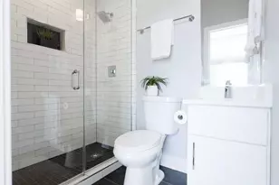 711 15th St NE, Washington, DC 20002 - Photo 25