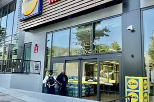 3720 39th St NW, Washington, DC 20016 - Photo 45