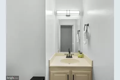 842 Hr Drive SE, Washington, DC 20032 - Photo 15