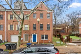 842 Hr Dr SE, Washington, DC 20032 - Photo 1