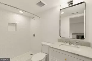 25 T St NW, Washington, DC 20001 - Photo 45