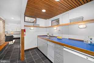 2333 Nebraska Ave NW, Washington, DC 20016 - Photo 33