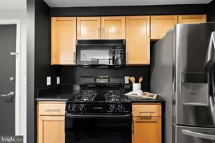 3883 Connecticut Ave NW, Washington, DC 20008 - Photo 7