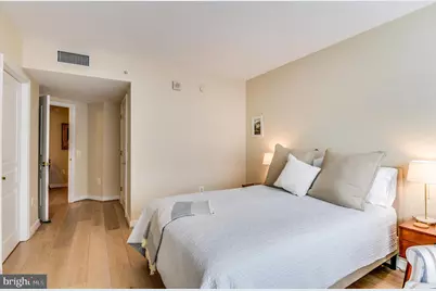 631 D Street NW #1133, Washington, DC 20004 - Photo 31