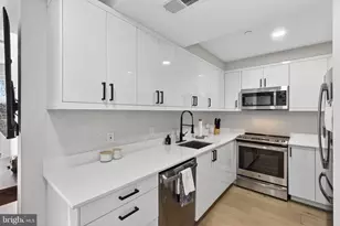 919 12th St NE, Washington, DC 20002 - Photo 9