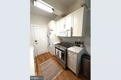 2040 Belmont Road NW #436, Washington, DC 20009 - Photo 9
