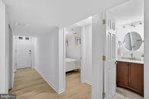 1236 Rhode Island Ave NE, Washington, DC 20018 - Photo 37