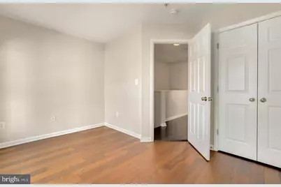 924 4th Street SE, Washington, DC 20003 - Photo 21