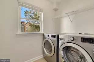 924 4th St SE, Washington, DC 20003 - Photo 17