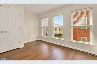 924 4th Street SE, Washington, DC 20003 - Photo 19