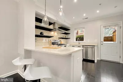 924 4th Street SE, Washington, DC 20003 - Photo 5