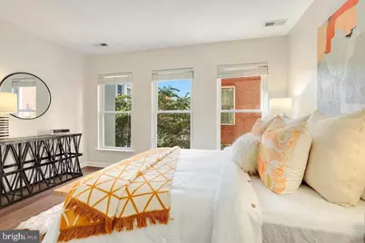 924 4th Street SE, Washington, DC 20003 - Photo 13