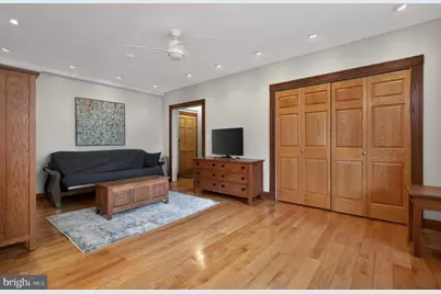 1860 Clydesdale Place NW #105, Washington, DC 20009 - Photo 9