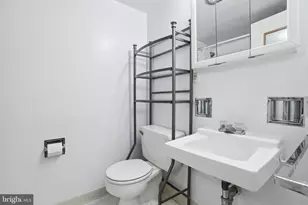 522 21st St NW, Washington, DC 20006 - Photo 15