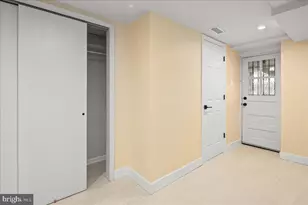 1722 Lang Pl NE, Washington, DC 20002 - Photo 37