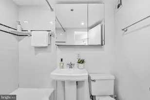 1801 Clydesdale Pl NW, Washington, DC 20009 - Photo 23