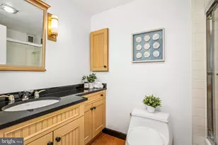 2555 Pennsylvania Ave NW, Washington, DC 20037 - Photo 19