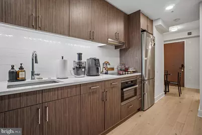 1211 Van Street SE #403, Washington, DC 20003 - Photo 5