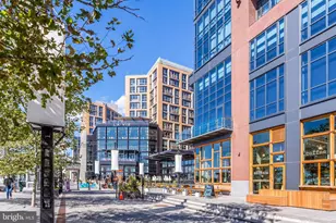 300 M St SW, Washington, DC 20024 - Photo 47