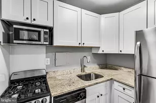 300 M St SW, Washington, DC 20024 - Photo 7