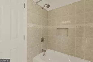 2425 Perry St NE, Washington, DC 20018 - Photo 27