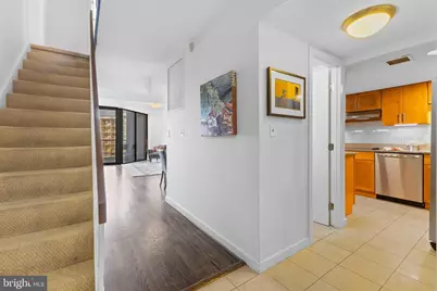 1099 22nd Street NW #807, Washington, DC 20037 - Photo 11