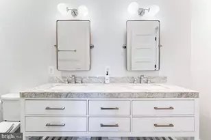 2465 18th St NW, Washington, DC 20009 - Photo 17