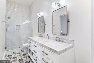 2465 18th St NW, Washington, DC 20009 - Photo 19