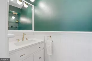 822 Constitution Ave NE, Washington, DC 20002 - Photo 13