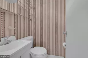 164 G St SW, Washington, DC 20024 - Photo 17